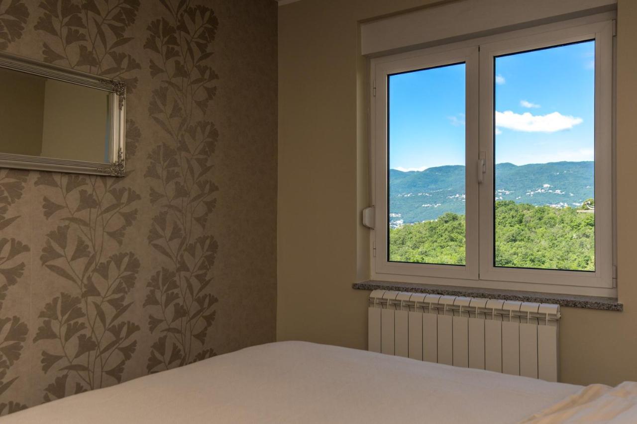Deluxe Sea View Apartment Mate Balote Риека Экстерьер фото