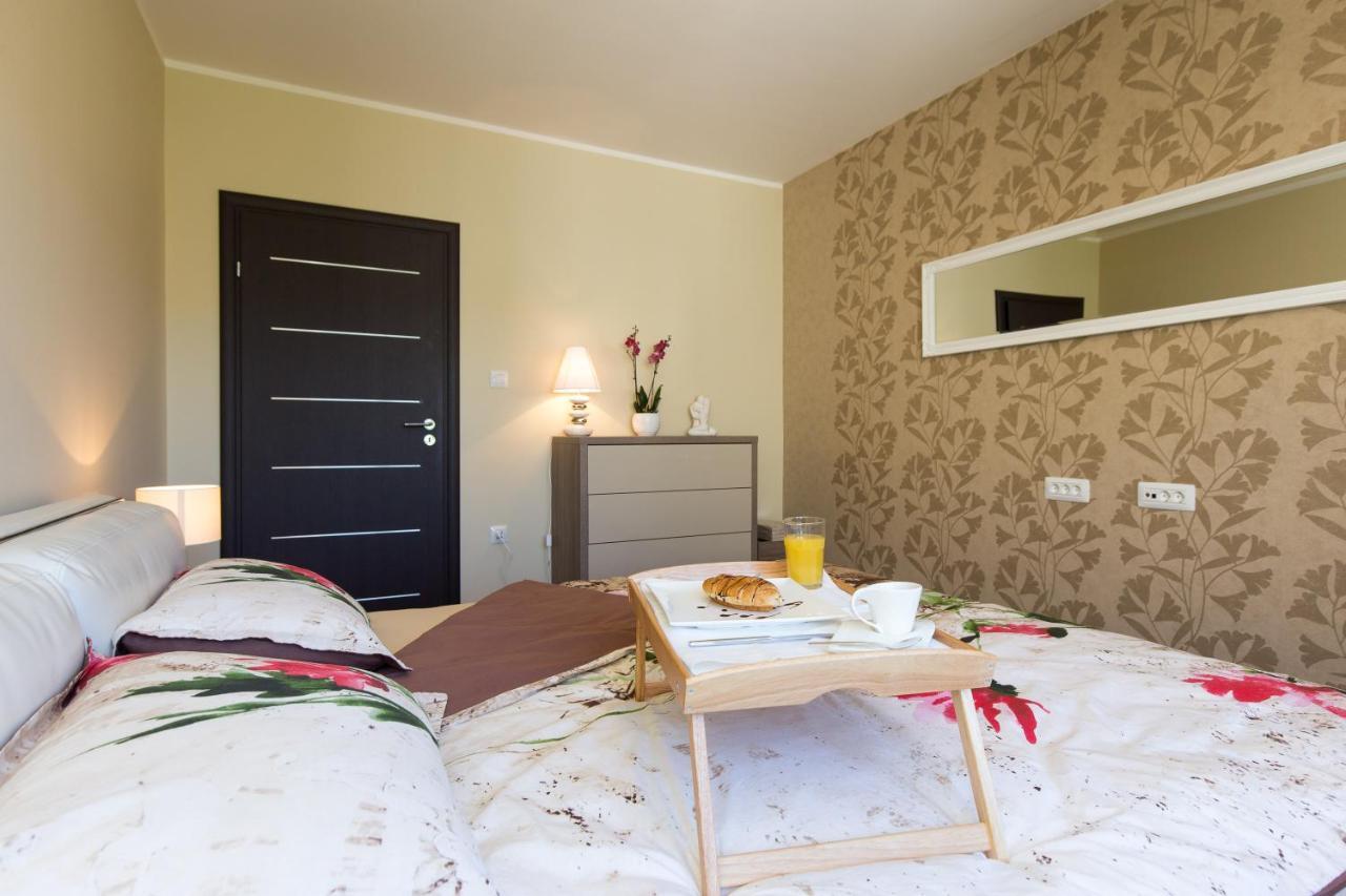 Deluxe Sea View Apartment Mate Balote Риека Экстерьер фото