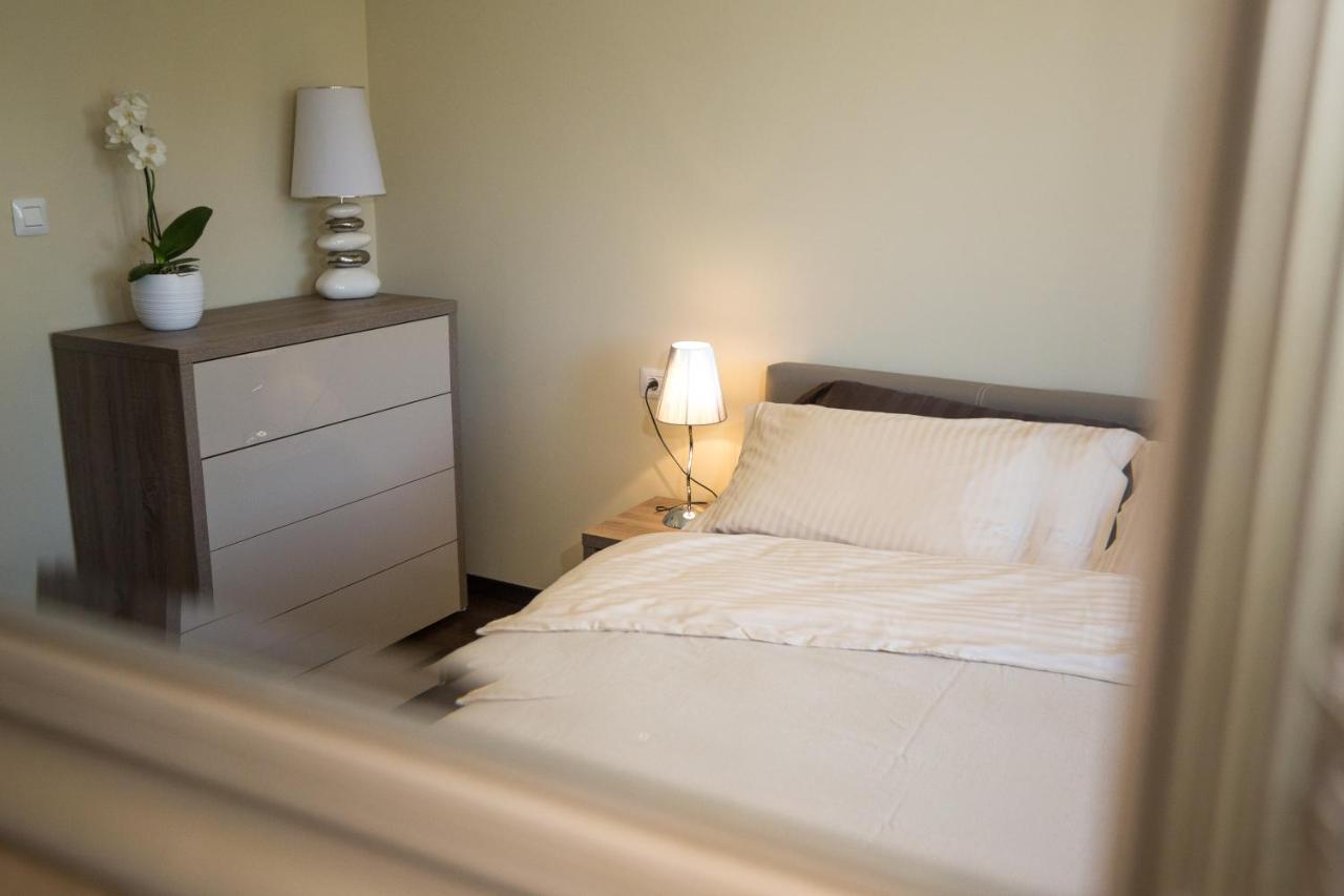 Deluxe Sea View Apartment Mate Balote Риека Экстерьер фото